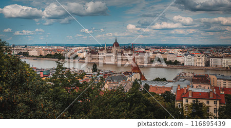 Hungarian parliament building and Danube river, Budapest, Hungary Hungarian parliament building and Danube river, Budapest, Hungary 116895439