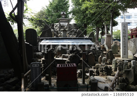 Haneda Shrine Fujitsuka Haneda Shrine Fujitsuka 116895510