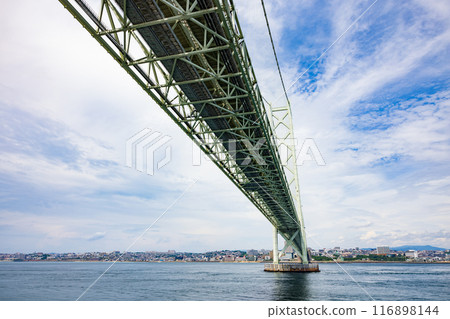 View of Akashi Kaikyo Bridge 116898144