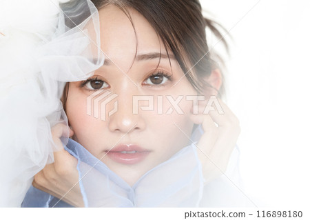 Young woman beauty make-up Young woman beauty make-up 116898180