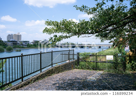 Kyoto: Uji River in summer Kyoto: Uji River in summer 116899234