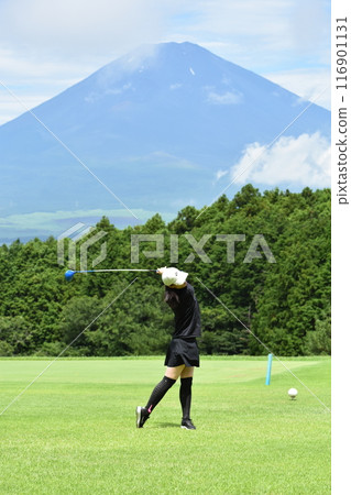 Women playing golf Women playing golf 116901131