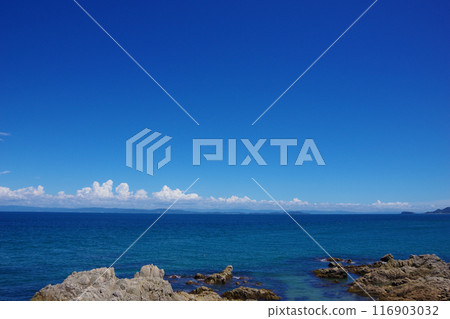 Awaji Island, Hyogo Prefecture, overlooking Narugashima, Tomogashima and Misaki Town 116903032