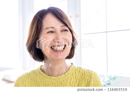 60多歲的高級女性美麗形象 116903559