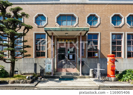 Former Hiketa Post Office, Hiketa's old townscape (Higashikagawa City, Kagawa Prefecture) 116905406