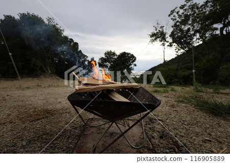 Spring, early summer, summer in Wakayama, Nanki, Shirahama, glamping with a bonfire and exploring the Blue Lagoon, Torigoe Cave and Hioki River 116905889