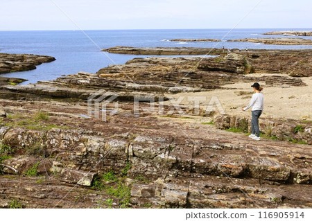 春季、初夏和夏季的和歌山、南紀、白濱,露營營火,沿著藍色潟湖、鳥毛洞和日置川漫步 春季、初夏和夏季的和歌山、南紀、白濱,露營營火,沿著藍色潟湖、鳥毛洞和日置川漫步 116905914