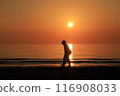 《Kagawa Prefecture, Chichibugahama Beach》A stroll at dusk 116908033