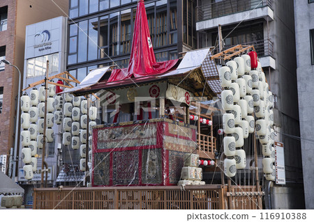 祗園祭 - 箱谷馱古、四條通烏丸西入的風景與街景 12 祗園祭 - 箱谷馱古、四條通烏丸西入的風景與街景 12 116910388