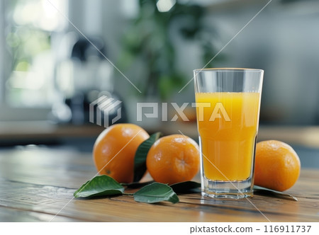 Fresh Orange Juice With Whole Oranges 116911737
