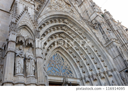 The Cathedral of the Holy Cross and Saint Eulalia. Gothic architecture in Barcelona, Spain. 116914095