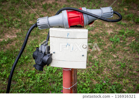 Electrical wires and contacts, safety of electrical installations, type of energy 116916321