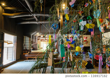 Tanabata of an old folk house 116917182