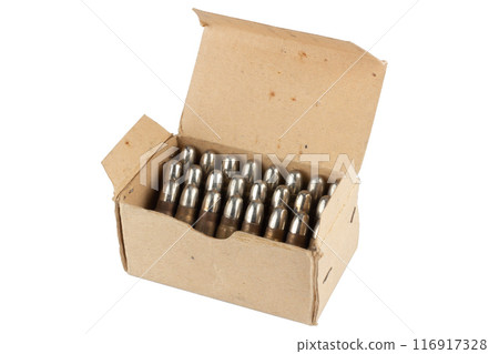 Vintage retro ammunition in a cardboard box. 116917328