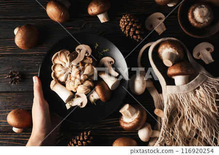 Mushrooms, concept of autumn food, autumn harvest 116920254