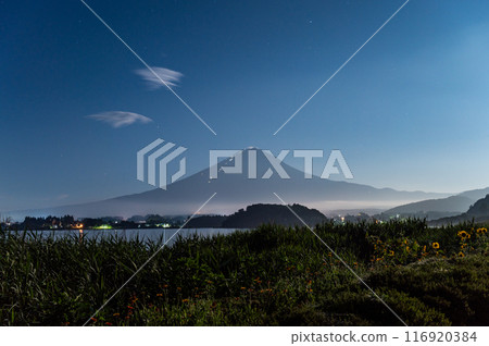 Mt. Fuji before dawn Mt. Fuji before dawn 116920384