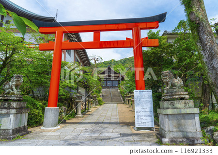 宇治神社一野鳥居（京都府宇治市） 116921333