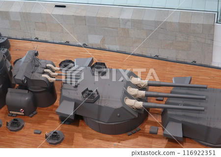 大和號戰艦第二主砲塔模型 大和號戰艦第二主砲塔模型 116922351