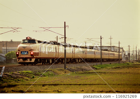 2006年在舊北陸本線運行的489系特快能登 2006年在舊北陸本線運行的489系特快能登 116925269
