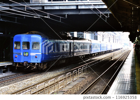 2006年 24系25型 藍色列車那霸/曉 2006年 24系25型 藍色列車那霸/曉 116925358