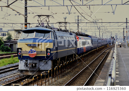 2006 EF6649 藍色列車 那霸/曉接駁列車 116925360