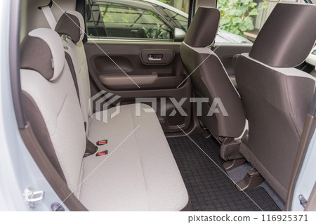 輕型汽車後座 116925371
