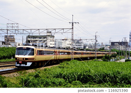 2006 東海道本線運行的9輛編組485系列L特急雷鳥號 2006 東海道本線運行的9輛編組485系列L特急雷鳥號 116925390