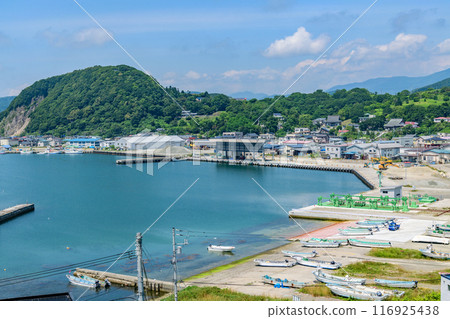 Samani Fishing Port and Cape Enrumu in Hidaka, Hokkaido Samani Fishing Port and Cape Enrumu in Hidaka, Hokkaido 116925438