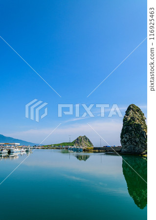 Samani Fishing Port and Cape Enrumu in Hidaka, Hokkaido Samani Fishing Port and Cape Enrumu in Hidaka, Hokkaido 116925463