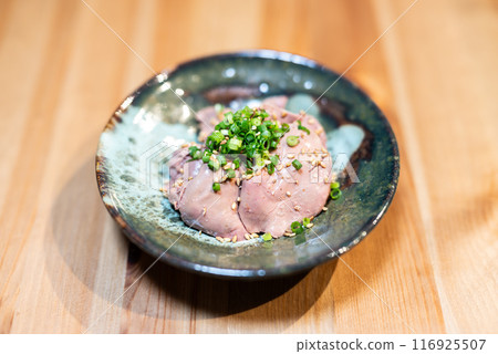 Low-temperature cooked chicken liver Low-temperature cooked chicken liver 116925507
