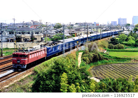2006: EF81102 Blue Train Nihonkai No. 4 running on the Tokaido Main Line 2006: EF81102 Blue Train Nihonkai No. 4 running on the Tokaido Main Line 116925517