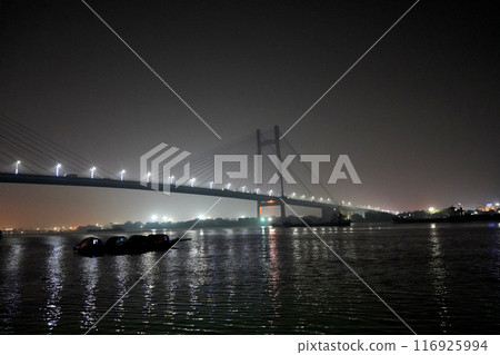 A view of Second Hooghly Bridge or Vidyasagar Setu from Ganga Ghat 116925994