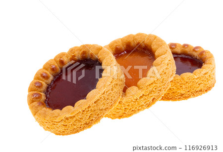 biscuit with jam isolated biscuit with jam isolated 116926913