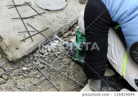 Electric drill, impact, sewerage work, mesh reinforcement Electric drill, impact, sewerage work, mesh reinforcement 116929844
