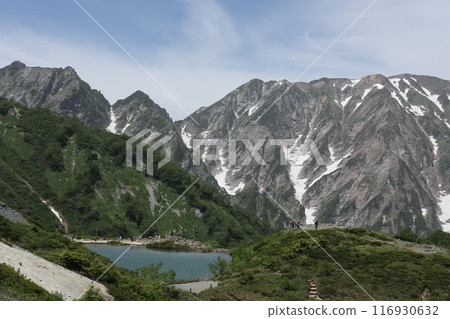 白馬八方池和北阿爾卑斯山崎嶇的山脈 116930632