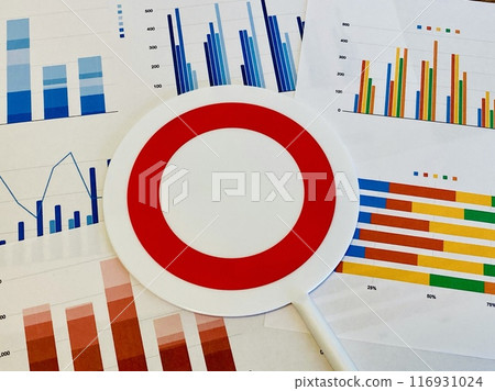 Circle cards and graphs Circle cards and graphs 116931024