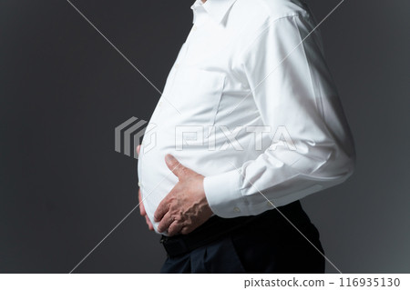 Senior man, metabolic syndrome, stomach, hand 116935130