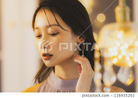 Cool woman Cool woman 116935201