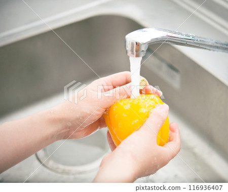 Cooking Paprika 116936407