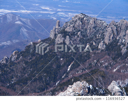 從金風山眺望冬天的水垣山 從金風山眺望冬天的水垣山 116936527