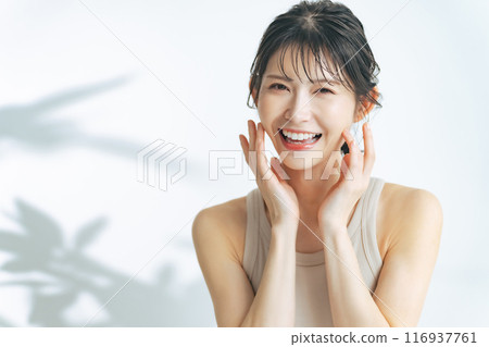 自然妝容的女人美麗的形象 116937761