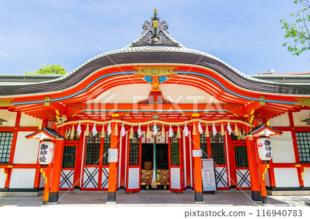 Tamatsukuri Inari Shrine (rebuilt by Toyotomi Hideyori) in Tamatsukuri, Chuo Ward, Osaka City - worship hall 116940783