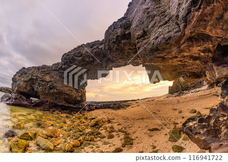 To Vo gate ( The stone gate arch) on Ly Son Island, Quang Ngai Province, Vietnam To Vo gate ( The stone gate arch) on Ly Son Island, Quang Ngai Province, Vietnam 116941722