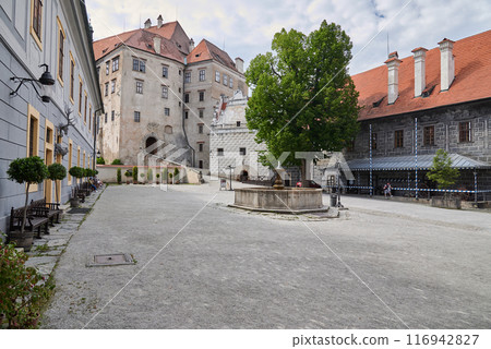 Cesky Krumlov castle, major tourist destination in south Bohemia region of Czech Republic Cesky Krumlov castle, major tourist destination in south Bohemia region of Czech Republic 116942827