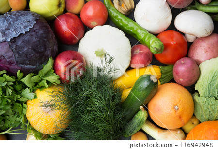 Plant background with fruits, vegetables, berries and herbs. Concept of fertility and good harvest, top view 116942948