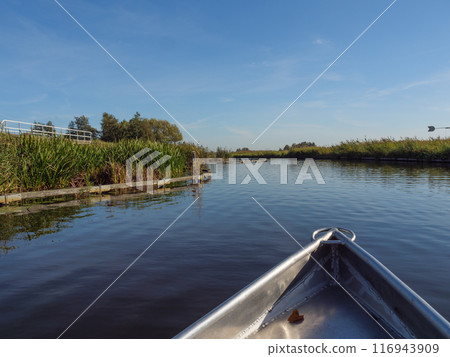 Giethoorn in the netherlands 116943909