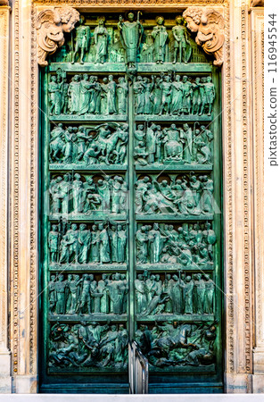 Ornate Milan Cathedral door Ornate Milan Cathedral door 116945544