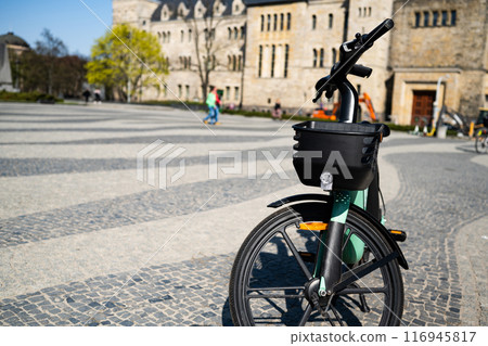 Rent Electric City Bike For Sightseeing 116945817