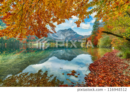 Breathtaking autumn scene of Vorderer Langbathsee lake. Breathtaking autumn scene of Vorderer Langbathsee lake. 116948512