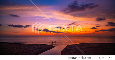 Nature landscape beautiful Light Sunset or sunrise over sea,Colorful clouds dramatic sky seascape,Amazing clouds in sunset sky background Nature landscape beautiful Light Sunset or sunrise over sea,Colorful clouds dramatic sky seascape,Amazing clouds in sunset sky background 116949068